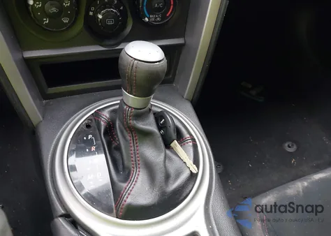 2013 Scion Fr-S from USA, damaged, VIN JF1ZNAA11D2720946